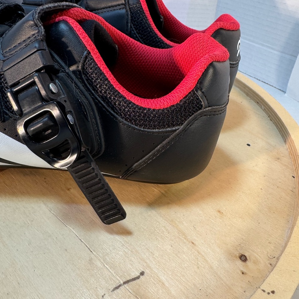 Peloton Women’s Indoor Cycling Shoes Sz 37 - Picture 6 of 8